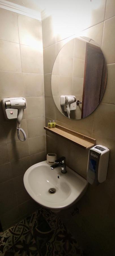 Aparthotel Ilaira Skala Eresou Esterno foto